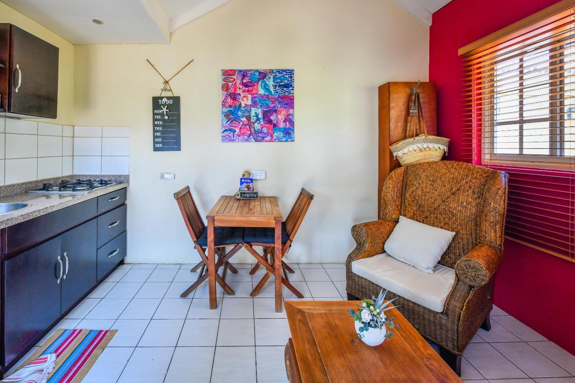 Brisas Studio Apartments (Adults Only) Palm Beach Eksteriør bilde