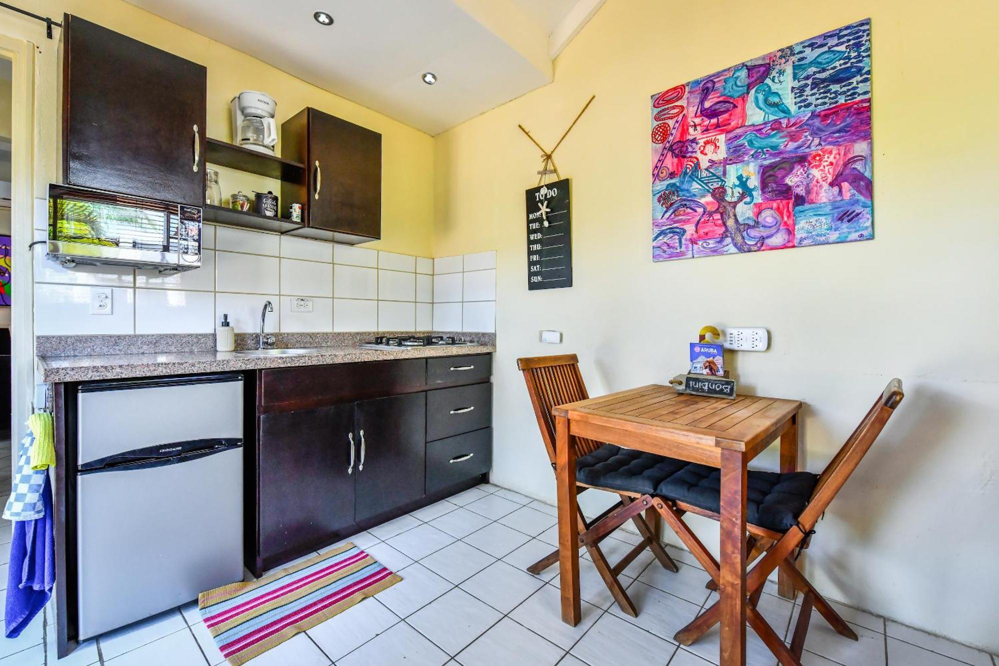 Brisas Studio Apartments (Adults Only) Palm Beach Eksteriør bilde