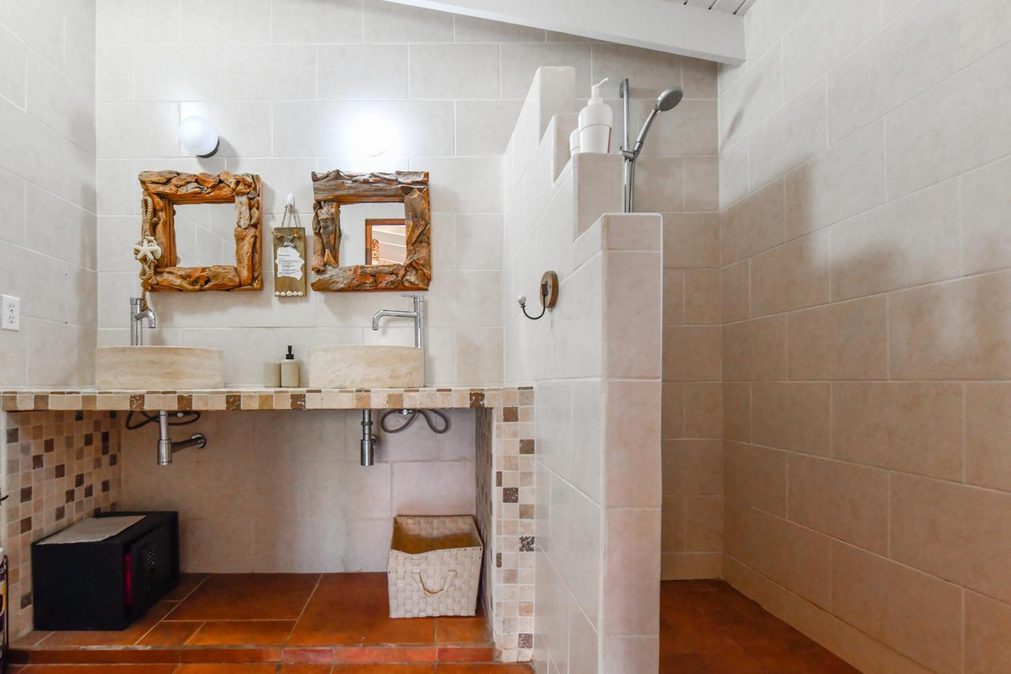 Brisas Studio Apartments (Adults Only) Palm Beach Eksteriør bilde