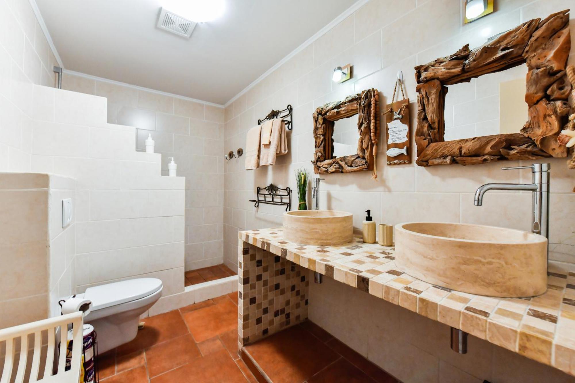 Brisas Studio Apartments (Adults Only) Palm Beach Eksteriør bilde